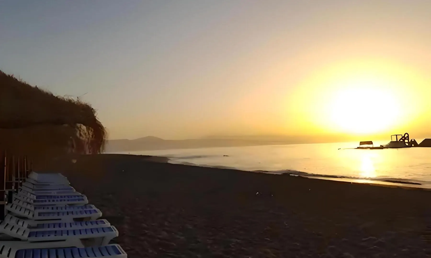 Precioso Apartamento Reformado Con Vistas Directas Al Mar Torremolinos